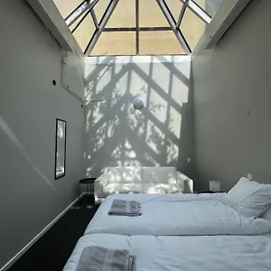 Albergue Grad And