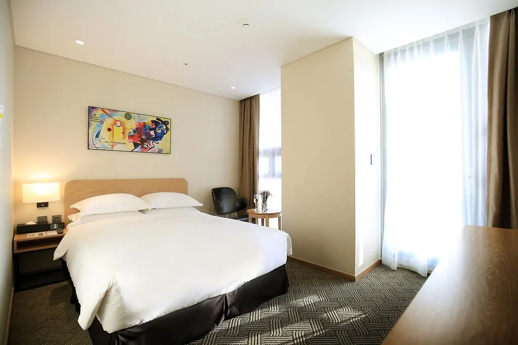 Best Western Haeundae Hotel Busan 4*,